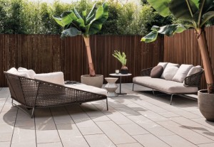Loveseat di Minotti